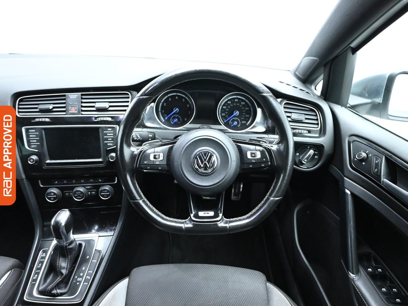Used Volkswagen Golf 2016 for sale - 76364734: Photo 9