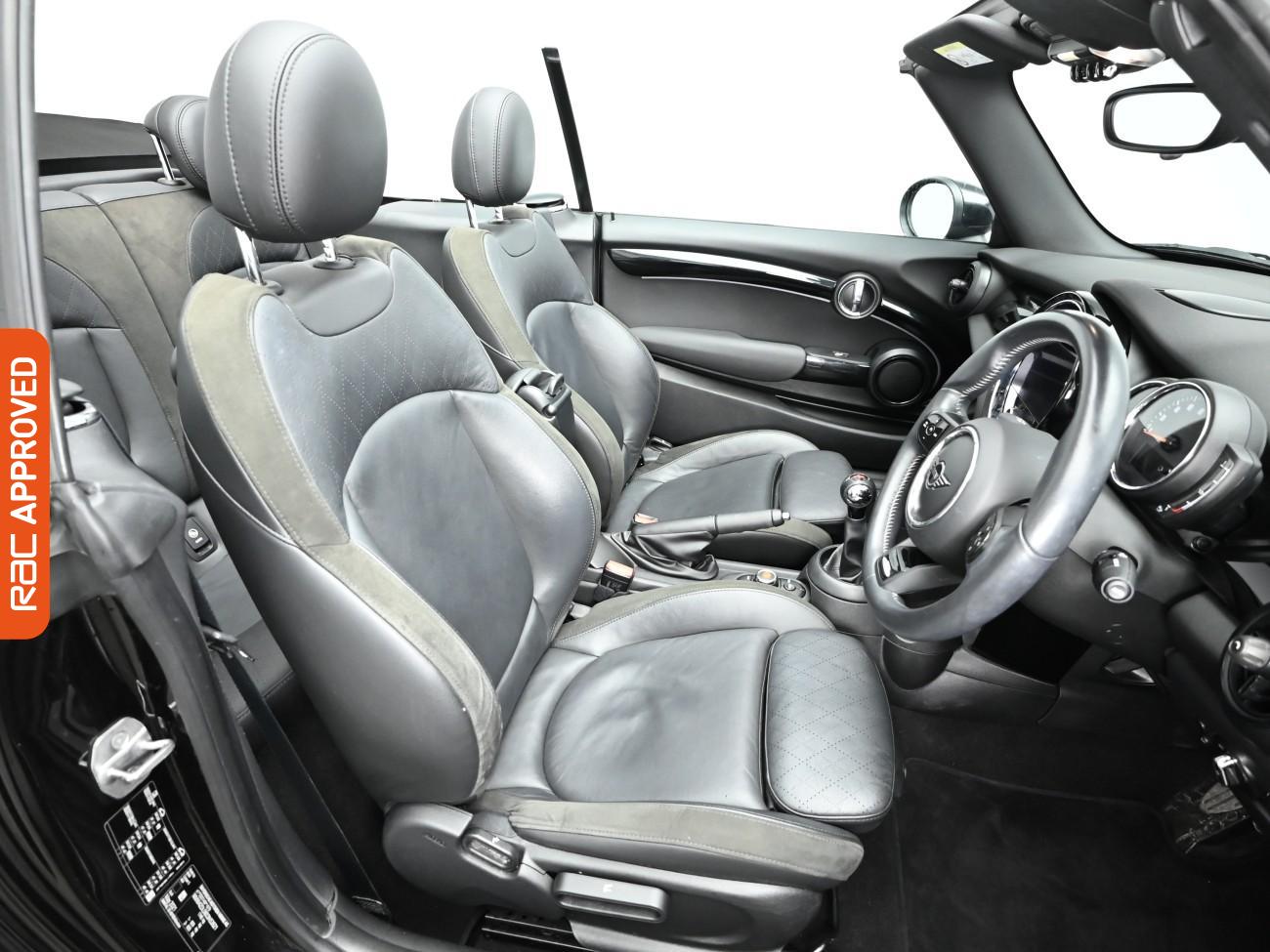 Used MINI Convertible 2021 for sale - 76985261: Photo 11