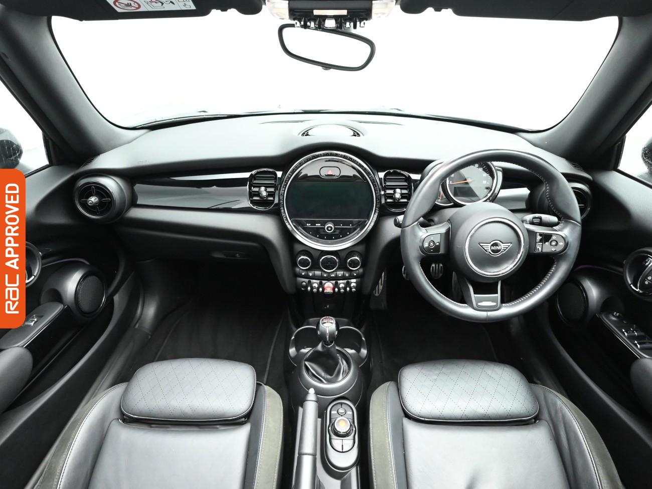 Used MINI Convertible 2021 for sale - 76985261: Photo 2