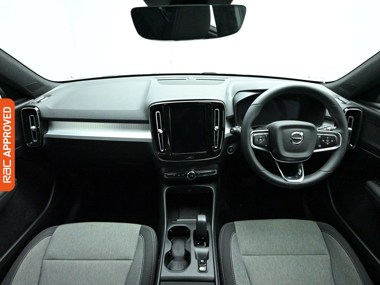 Used Volvo XC40 2022 for sale - 78105141: Photo 2