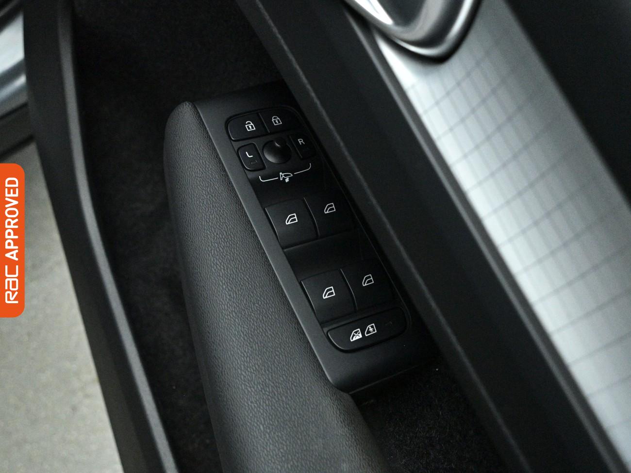 Used Volvo XC40 2022 for sale - 78105141: Photo 22