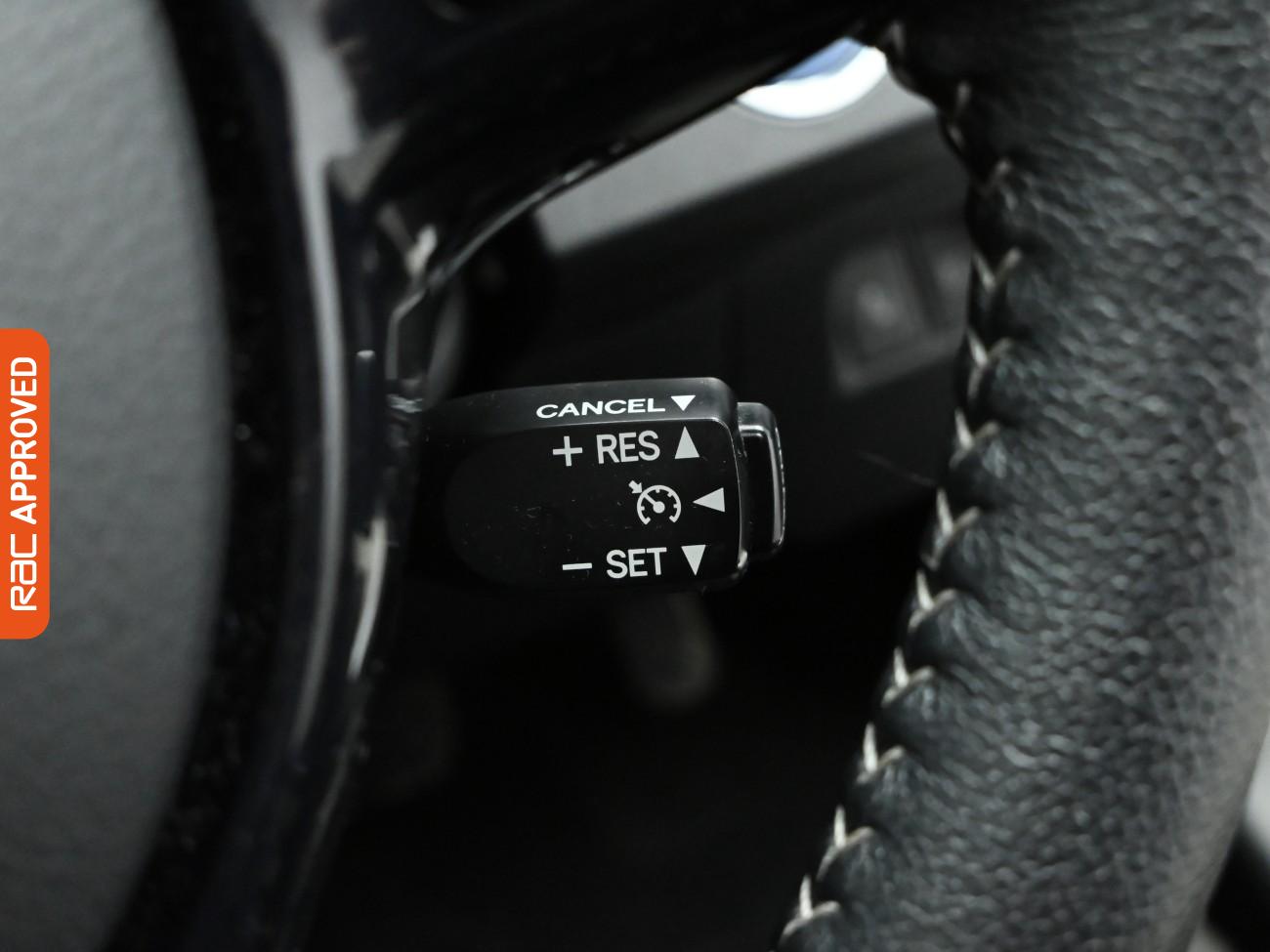 Used Toyota Yaris 2016 for sale - 76957964: Photo 21