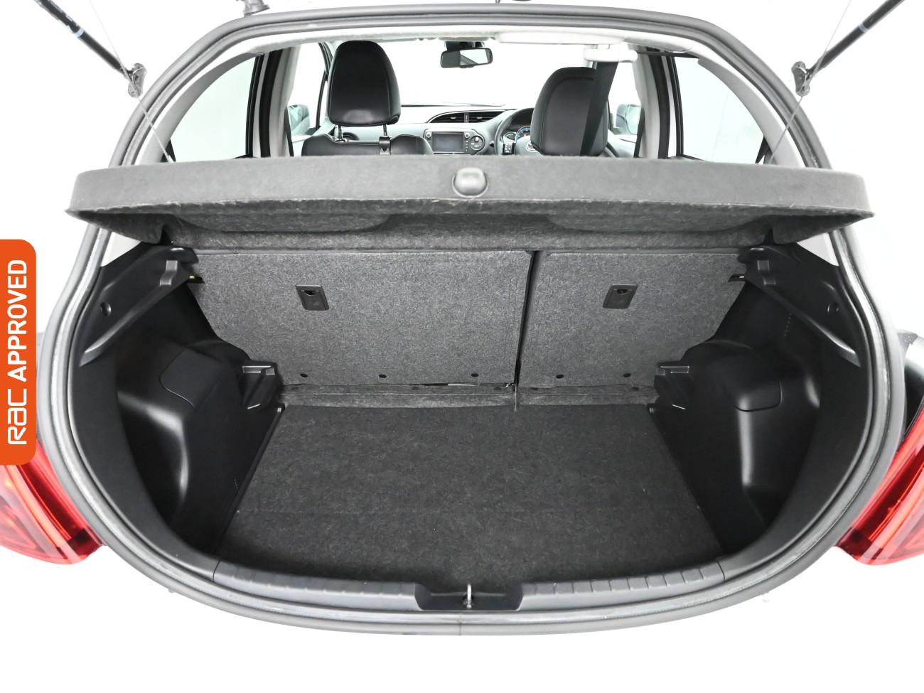 Used Toyota Yaris 2016 for sale - 76957964: Photo 25