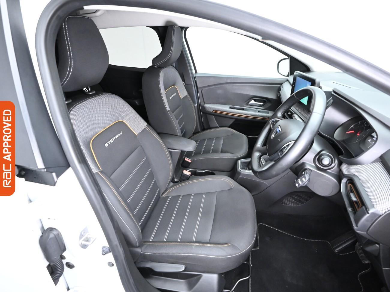 Used Dacia Sandero Stepway 2022 for sale - 76292389: Photo 12