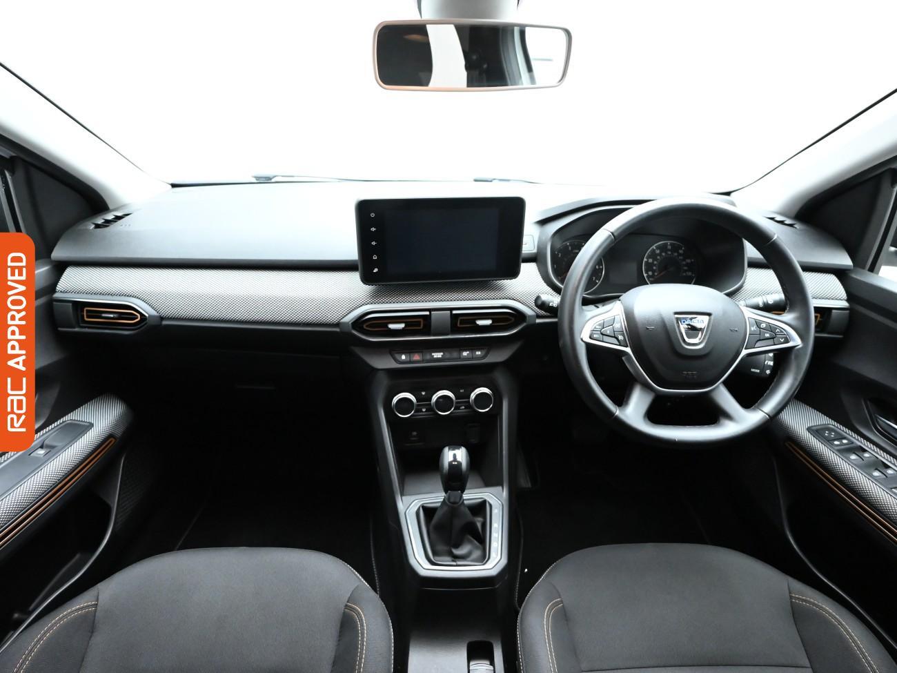 Used Dacia Sandero Stepway 2022 for sale - 76292389: Photo 2