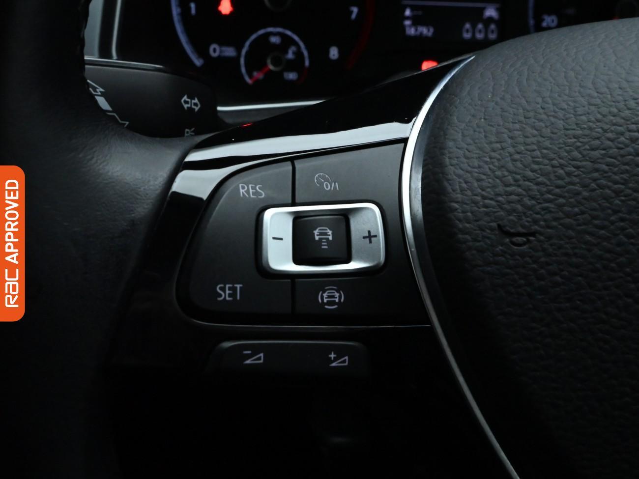 Used Volkswagen T-Roc 2021 for sale - 76148924: Photo 25