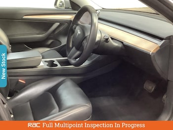 Used Tesla Model 3 2021 for sale - 76156418: Photo 3