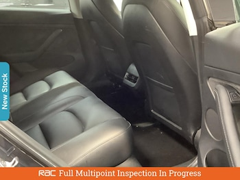 Used Tesla Model 3 2021 for sale - 76156418: Photo 4