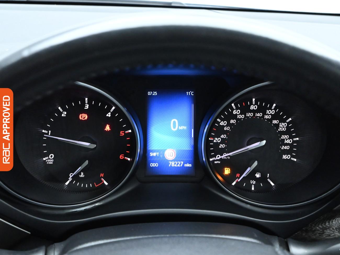 Used Toyota Avensis 2017 for sale - 76509170: Photo 11