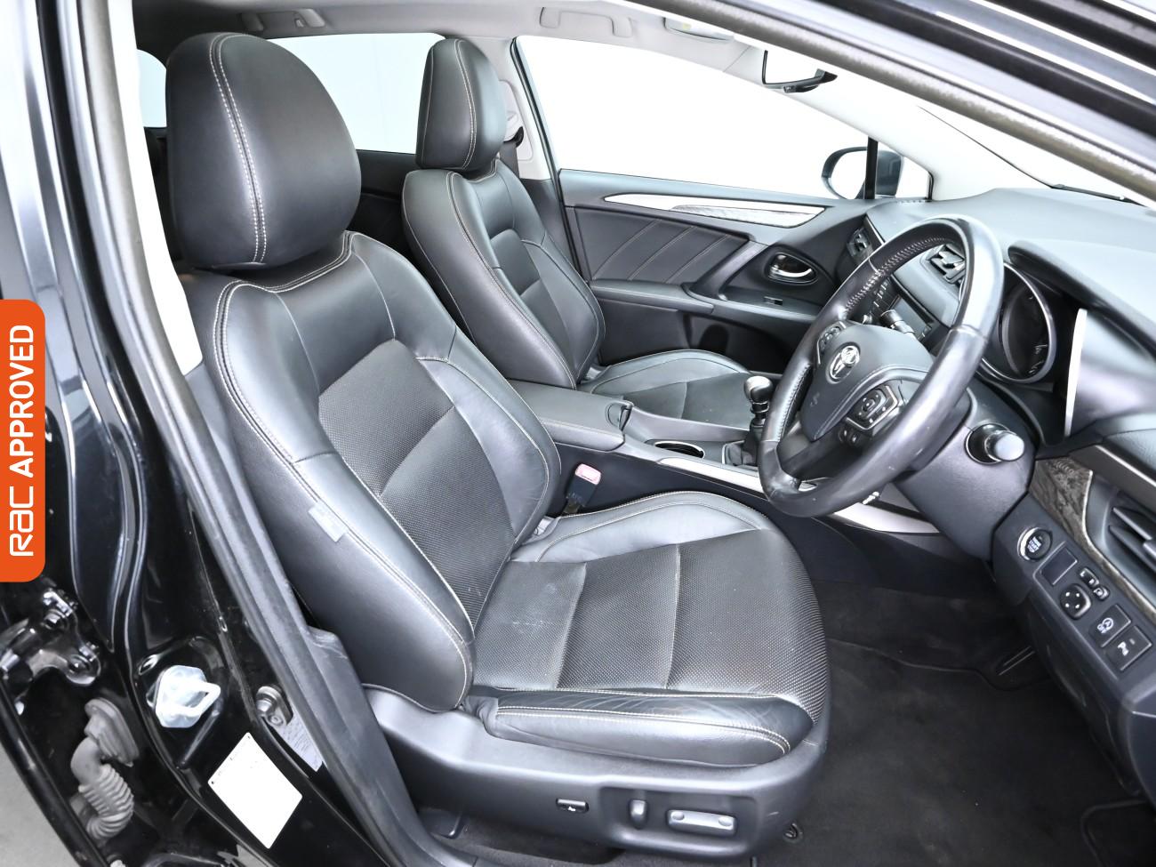 Used Toyota Avensis 2017 for sale - 76509170: Photo 12