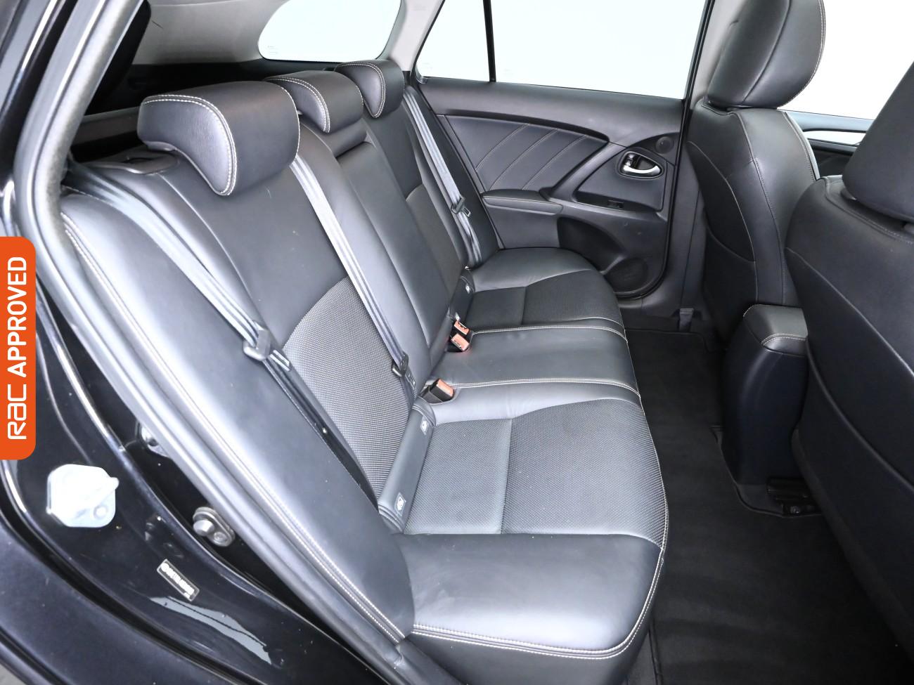 Used Toyota Avensis 2017 for sale - 76509170: Photo 13