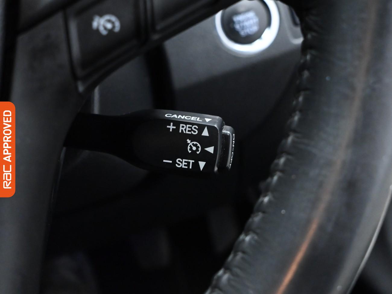 Used Toyota Avensis 2017 for sale - 76509170: Photo 22