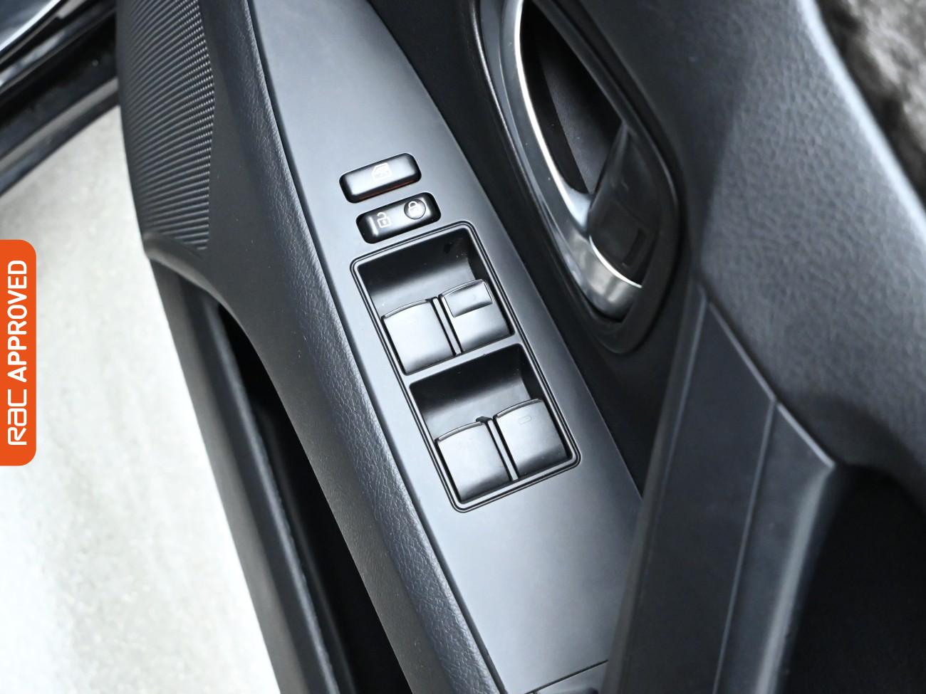 Used Toyota Avensis 2017 for sale - 76509170: Photo 25