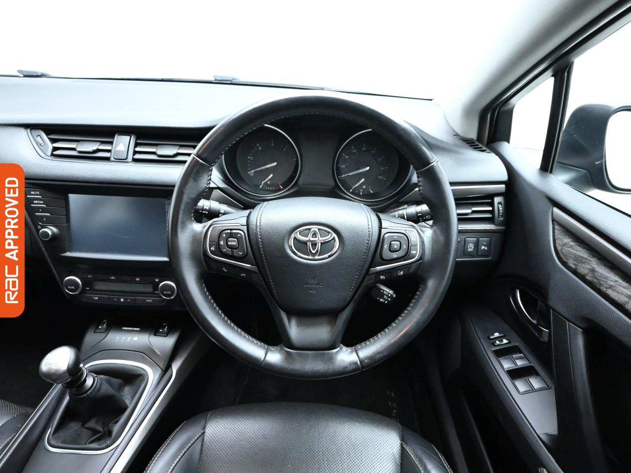 Used Toyota Avensis 2017 for sale - 76509170: Photo 9