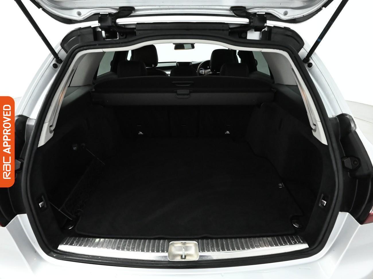 Used Mercedes-Benz C Class 2017 for sale - 77327521: Photo 26