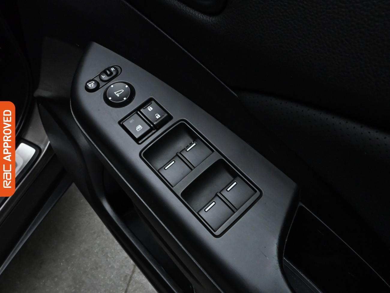 Used Honda CR-V 2015 for sale - 76299930: Photo 27