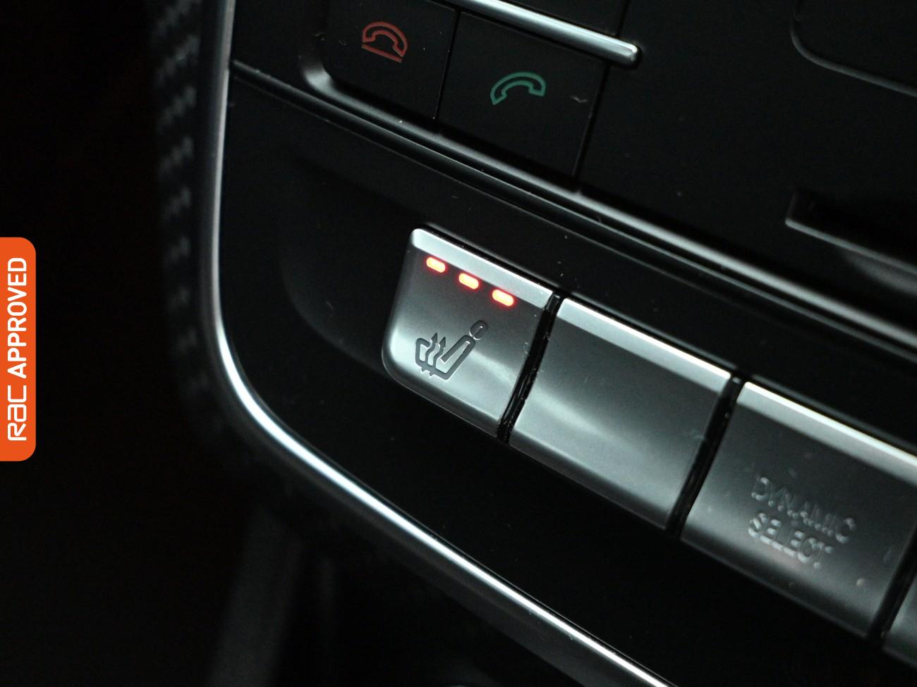 Used Mercedes-Benz A-Class 2017 for sale - 77680116: Photo 16