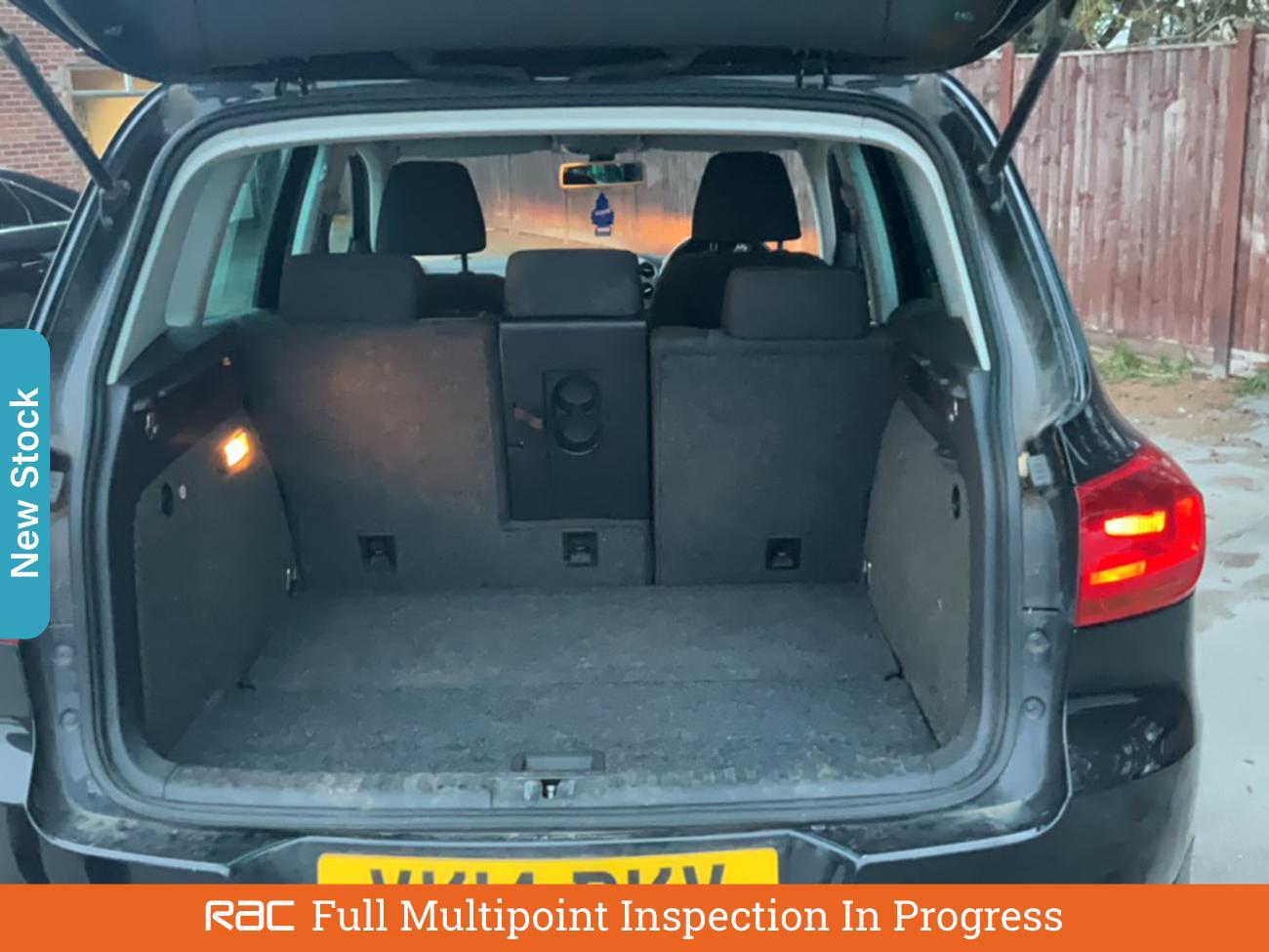 Used Volkswagen Tiguan 2014 for sale - 76330635: Photo 6