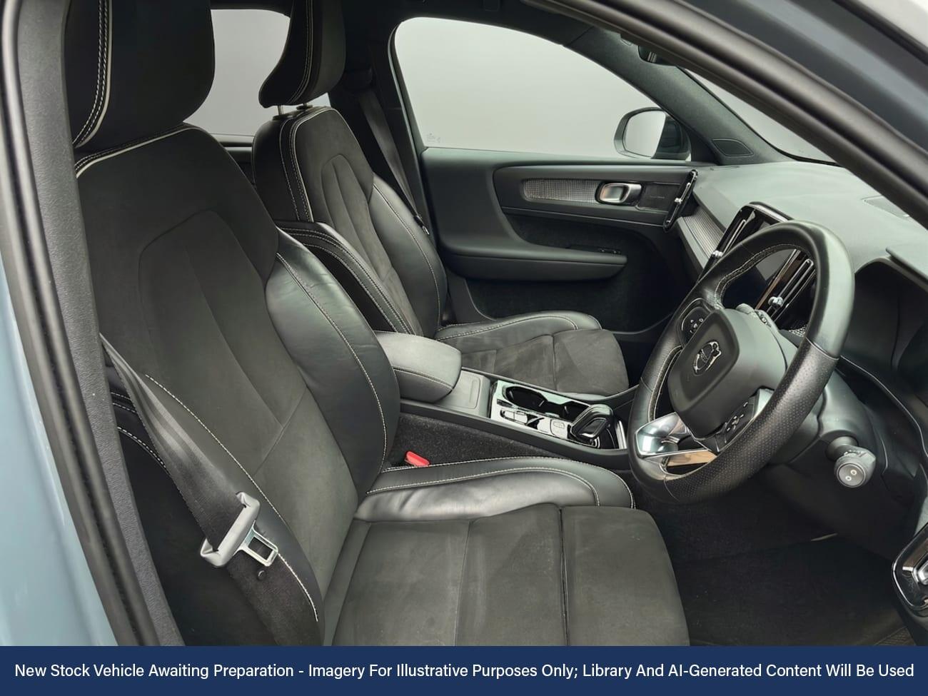 Used Volvo XC40 2021 for sale - 78163461: Photo 3