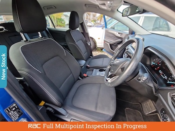 Used Ford Focus 2019 for sale - 76391083: Photo