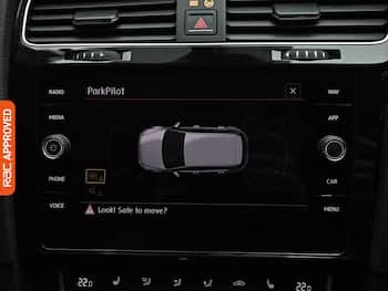 Used Volkswagen Golf 2018 for sale - 79637092: Photo