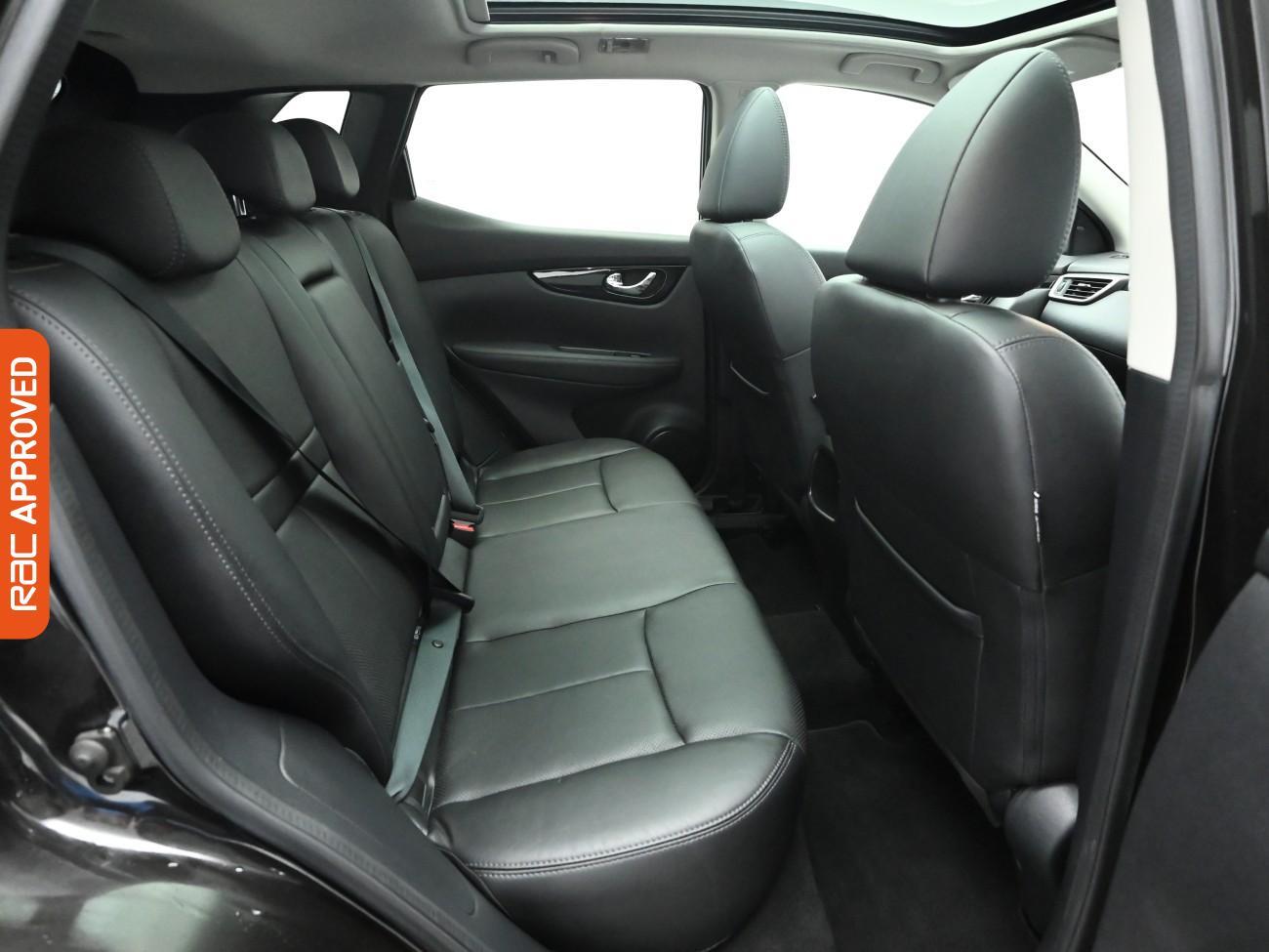 Used Nissan Qashqai 2017 for sale - 77368754: Photo 13