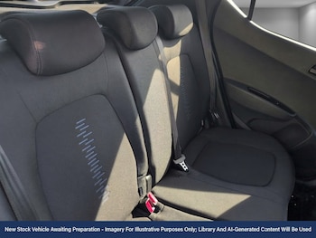 Used Hyundai i10 2018 for sale - 78577314: Photo