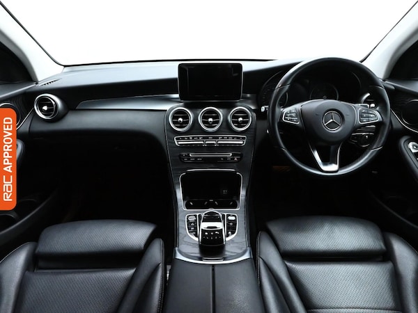 Used Mercedes-Benz GLC 2017 for sale - 76300336: Photo 2