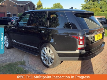 Used Land Rover Range Rover 2025 for sale - 76128544: Photo