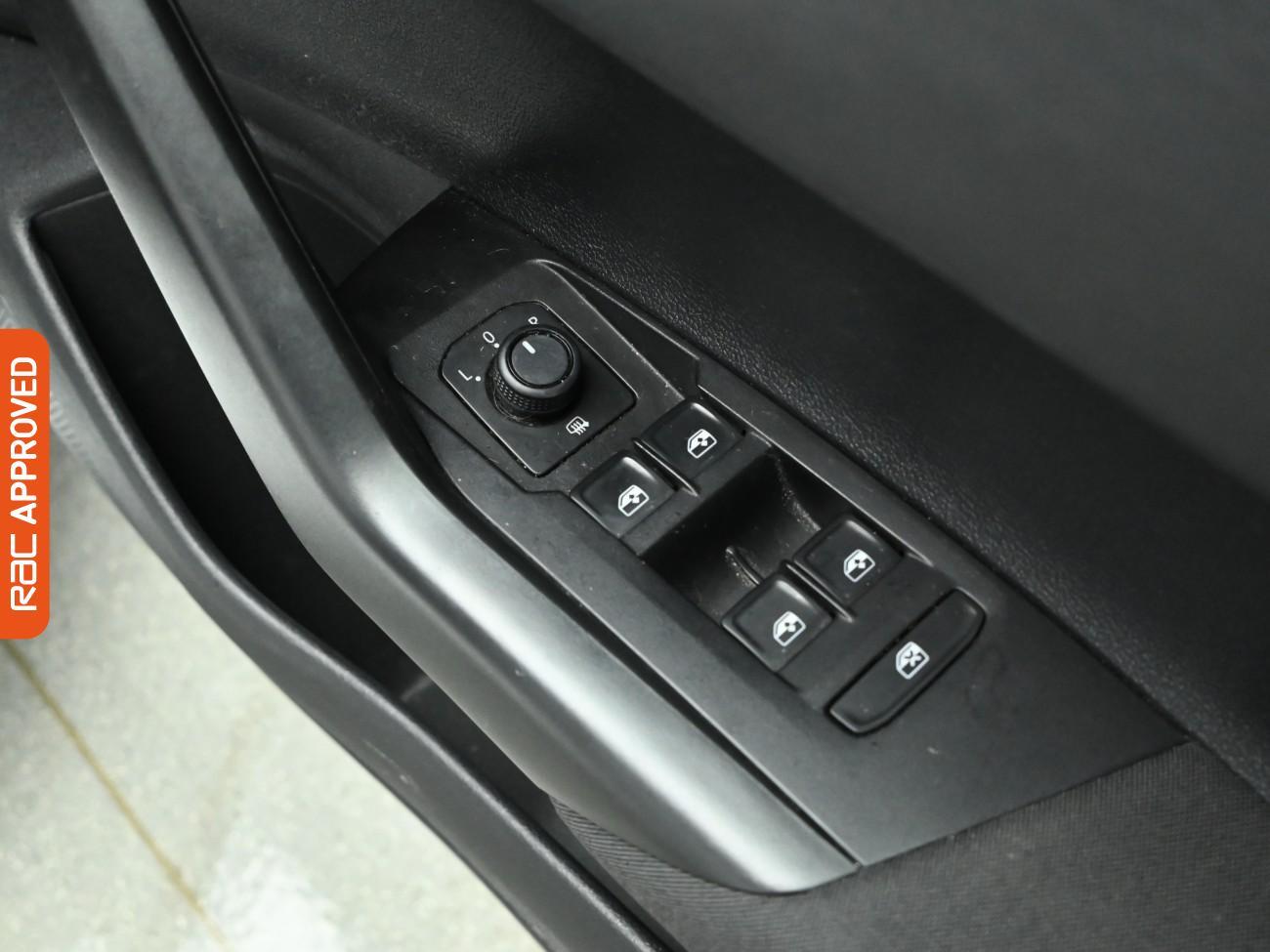 Used Volkswagen Polo 2020 for sale - 77340853: Photo 25