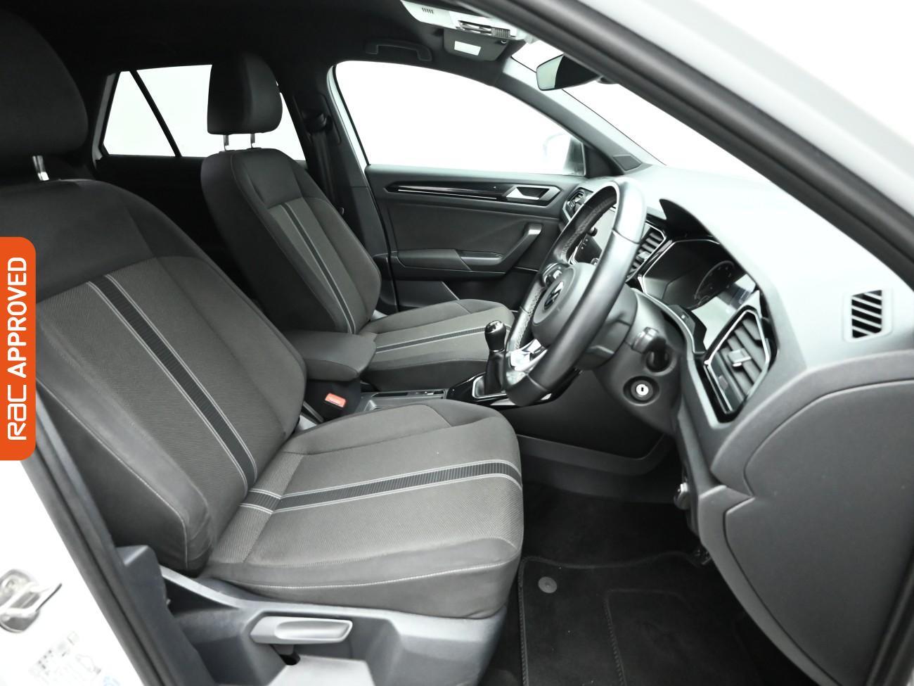 Used Volkswagen T-Roc 2021 for sale - 77368756: Photo 11