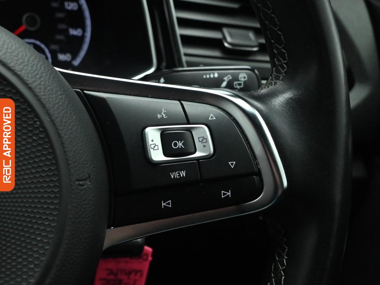 Used Volkswagen T-Roc 2021 for sale - 77368756: Photo 21