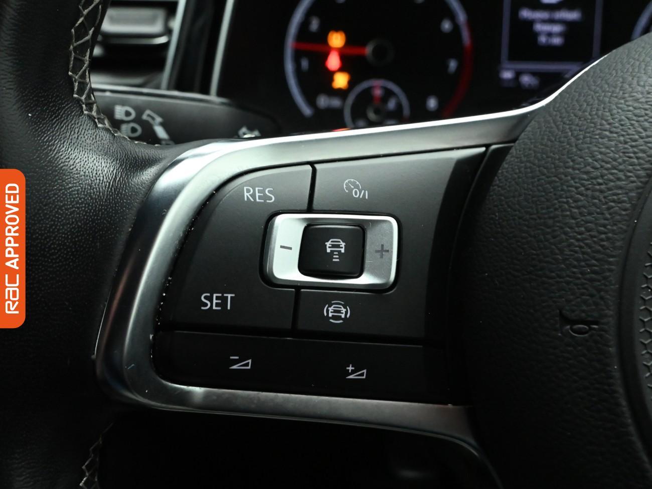 Used Volkswagen T-Roc 2021 for sale - 77368756: Photo 23