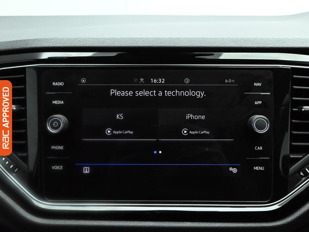 Used Volkswagen T-Roc 2021 for sale - 77368756: Photo 3