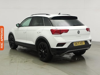 Used Volkswagen T-Roc 2021 for sale - 77368756: Photo