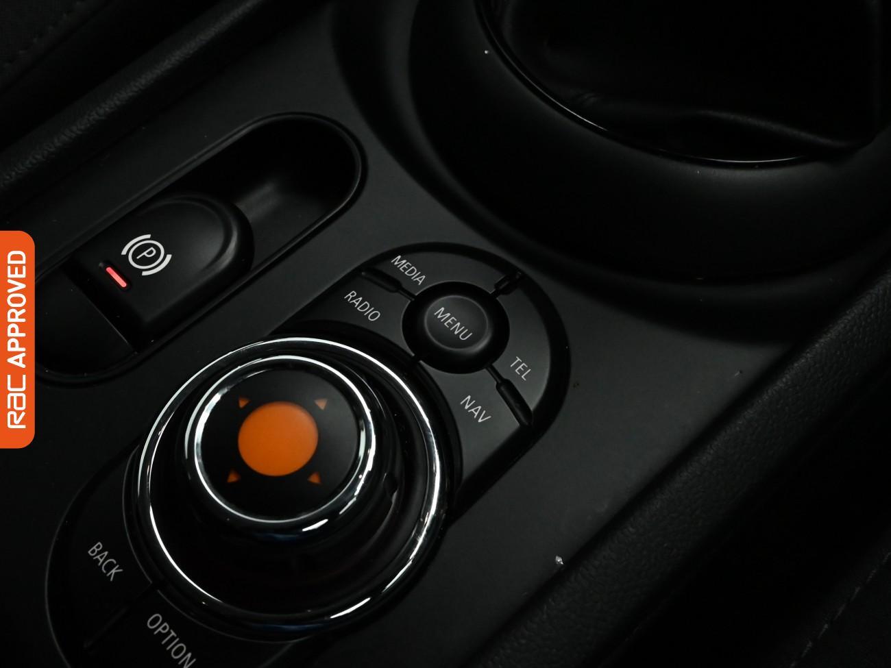 Used MINI Clubman 2018 for sale - 77649336: Photo 26