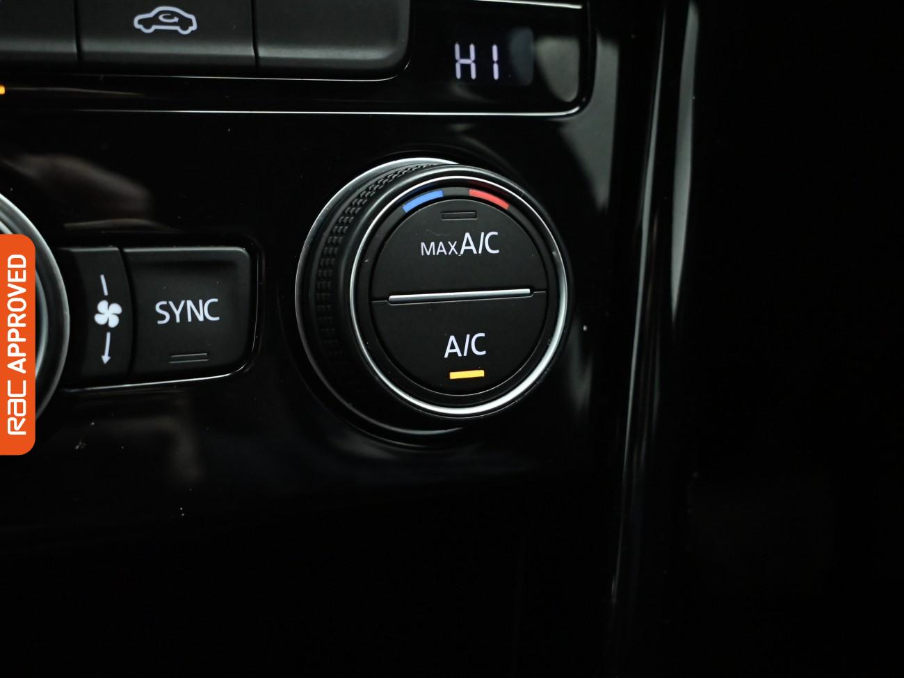 Used Volkswagen T-Roc 2022 for sale - 77211558: Photo 18