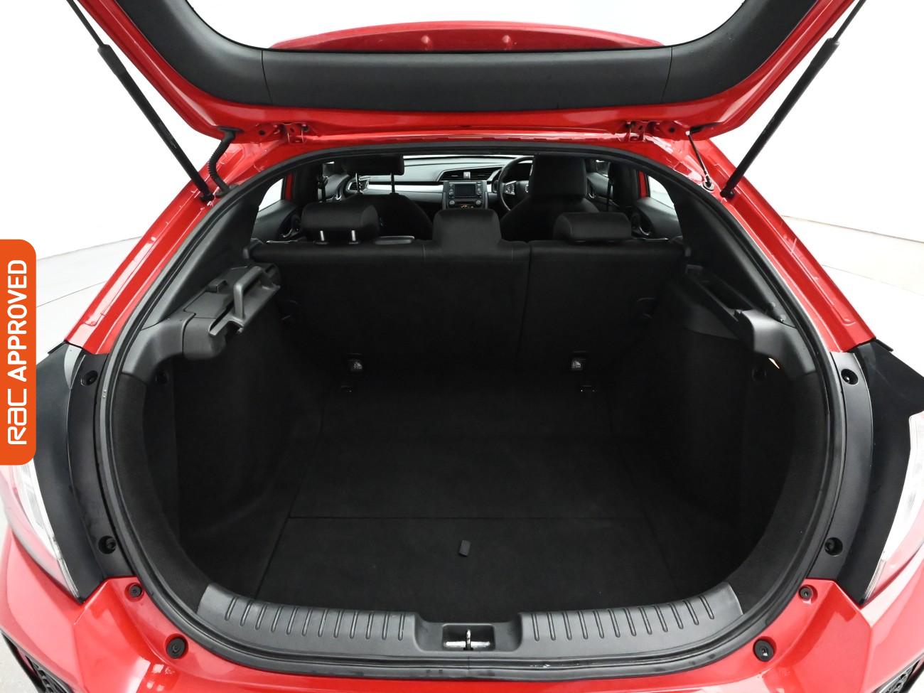 Used Honda Civic 2017 for sale - 77801734: Photo 24