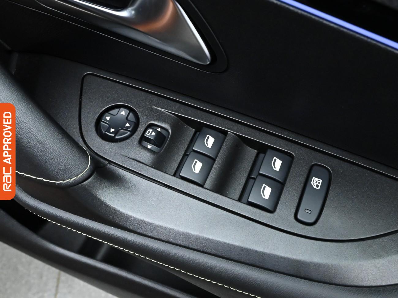 Used Peugeot 2008 2020 for sale - 76429265: Photo 24