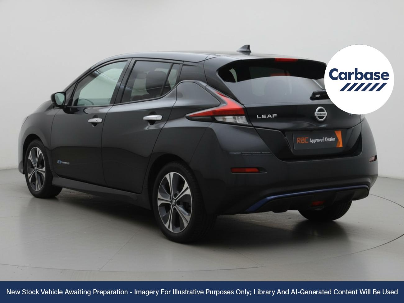 Used Nissan Leaf 2021 for sale - 76902599: Photo 2