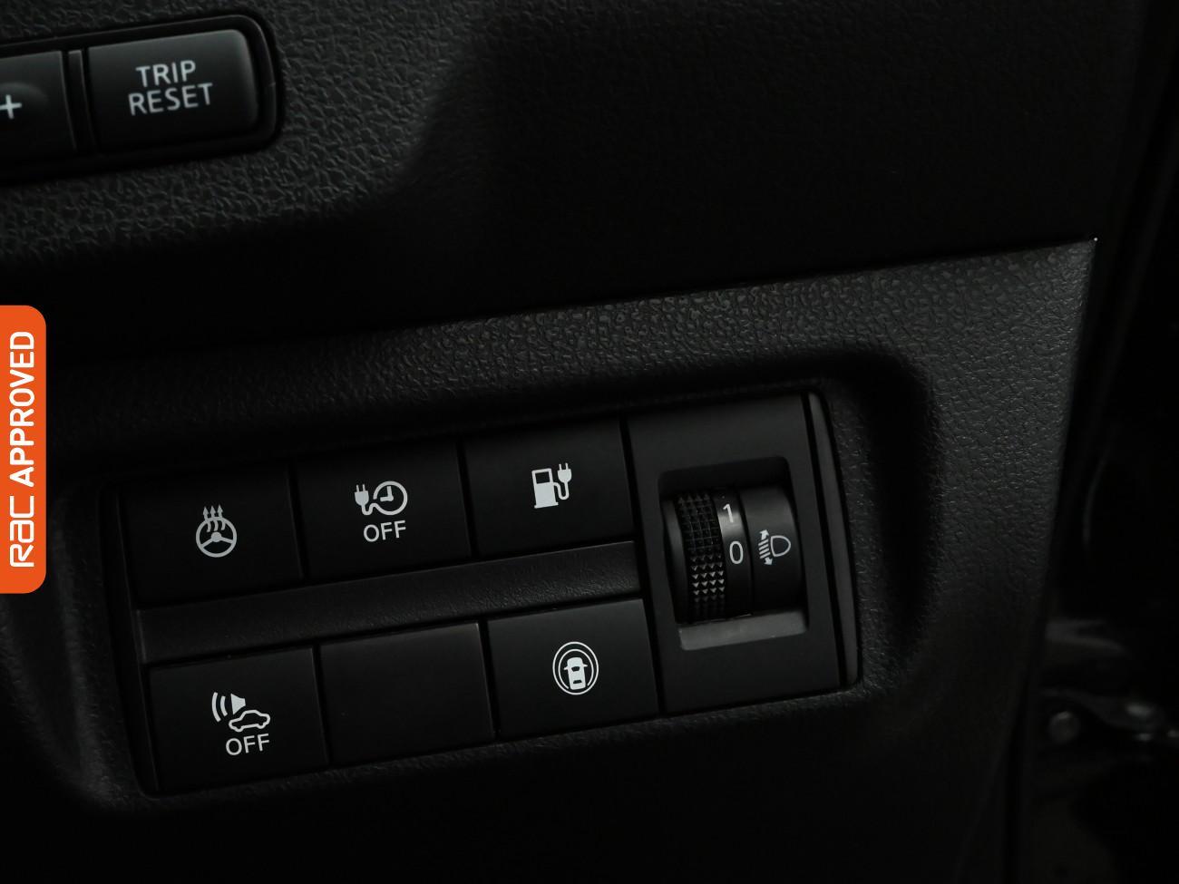 Used Nissan Leaf 2021 for sale - 76902599: Photo 26