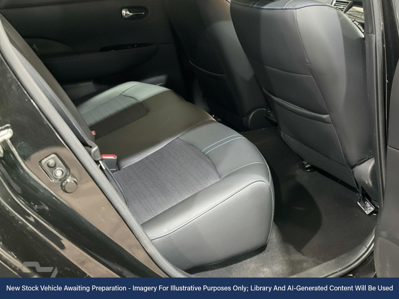 Used Nissan Leaf 2021 for sale - 76902599: Photo 4