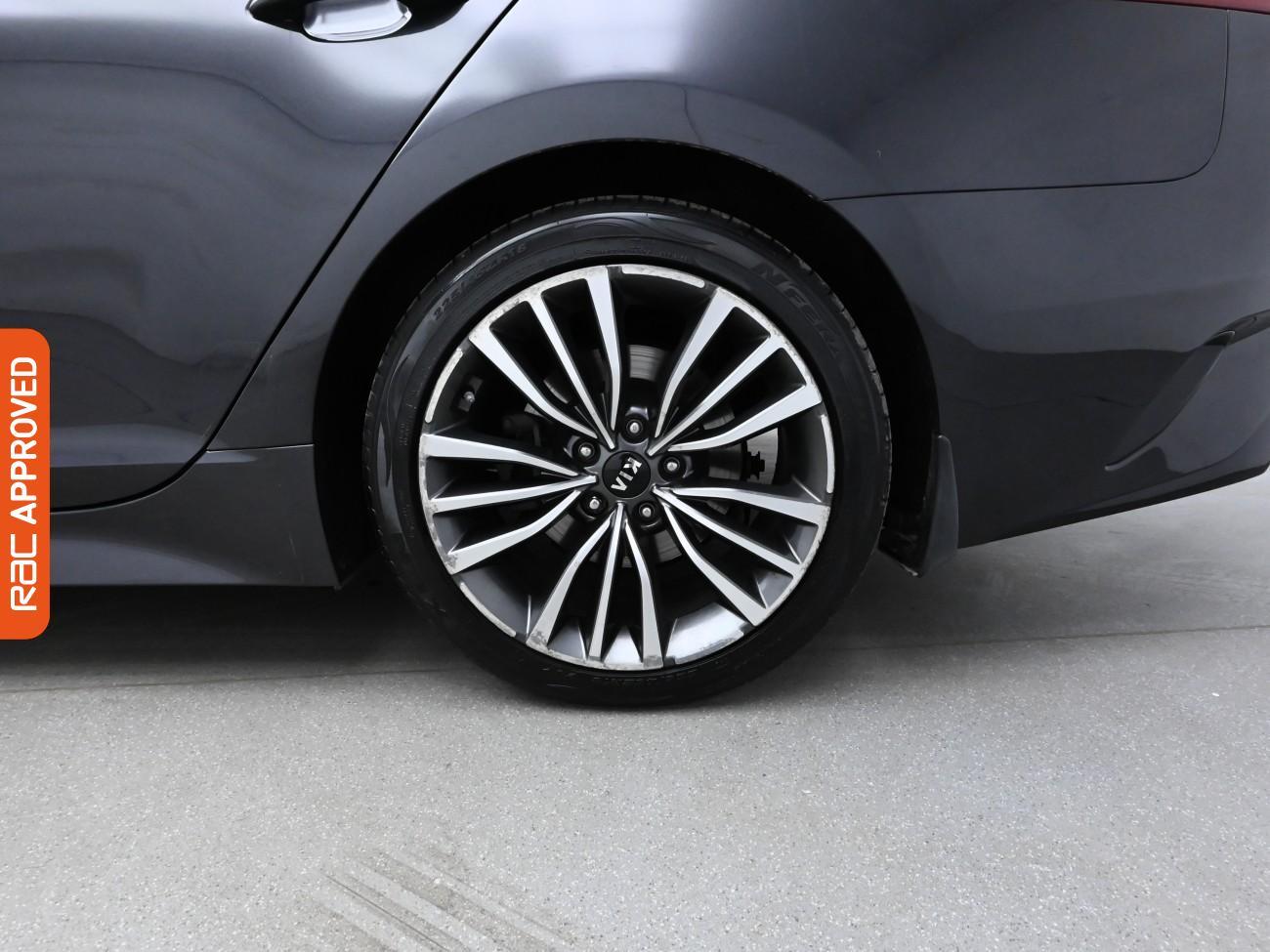 Used Kia Stinger 2018 for sale - 77158833: Photo 14