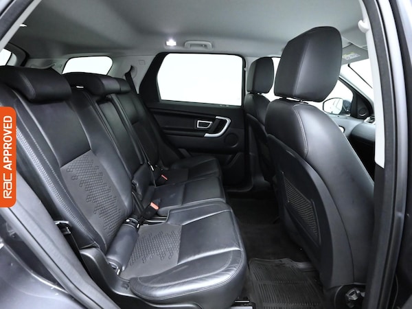 Used Land Rover Discovery Sport 2017 for sale - 76119899: Photo 12
