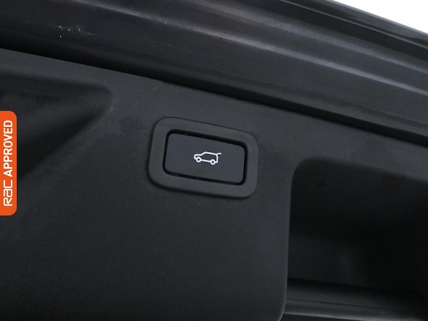 Used Land Rover Discovery Sport 2017 for sale - 76119899: Photo 25