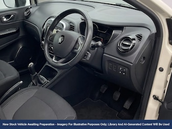 Used Renault Captur 2016 for sale - 78552073: Photo