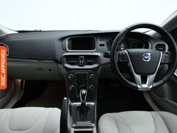 Used Volvo V40 2015 for sale - 75129919: Photo