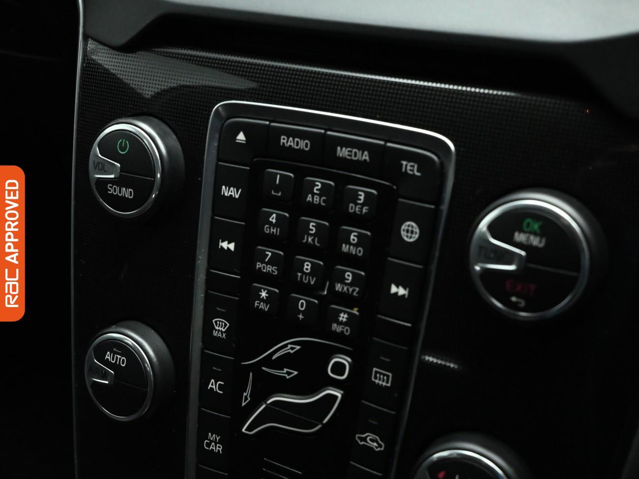 Used Volvo V40 2018 for sale - 77076766: Photo 16