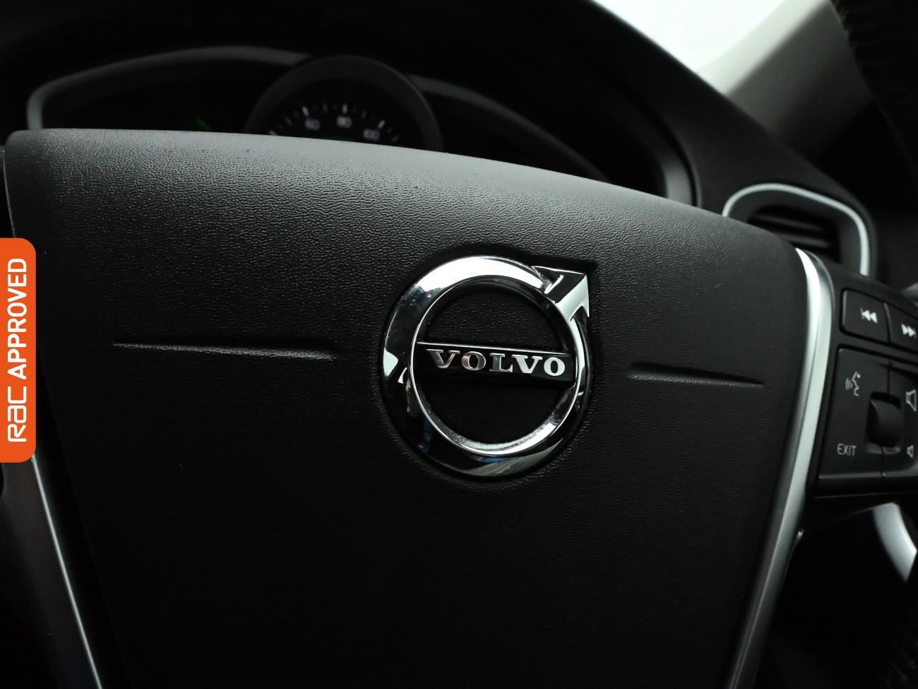 Used Volvo V40 2018 for sale - 77076766: Photo 23