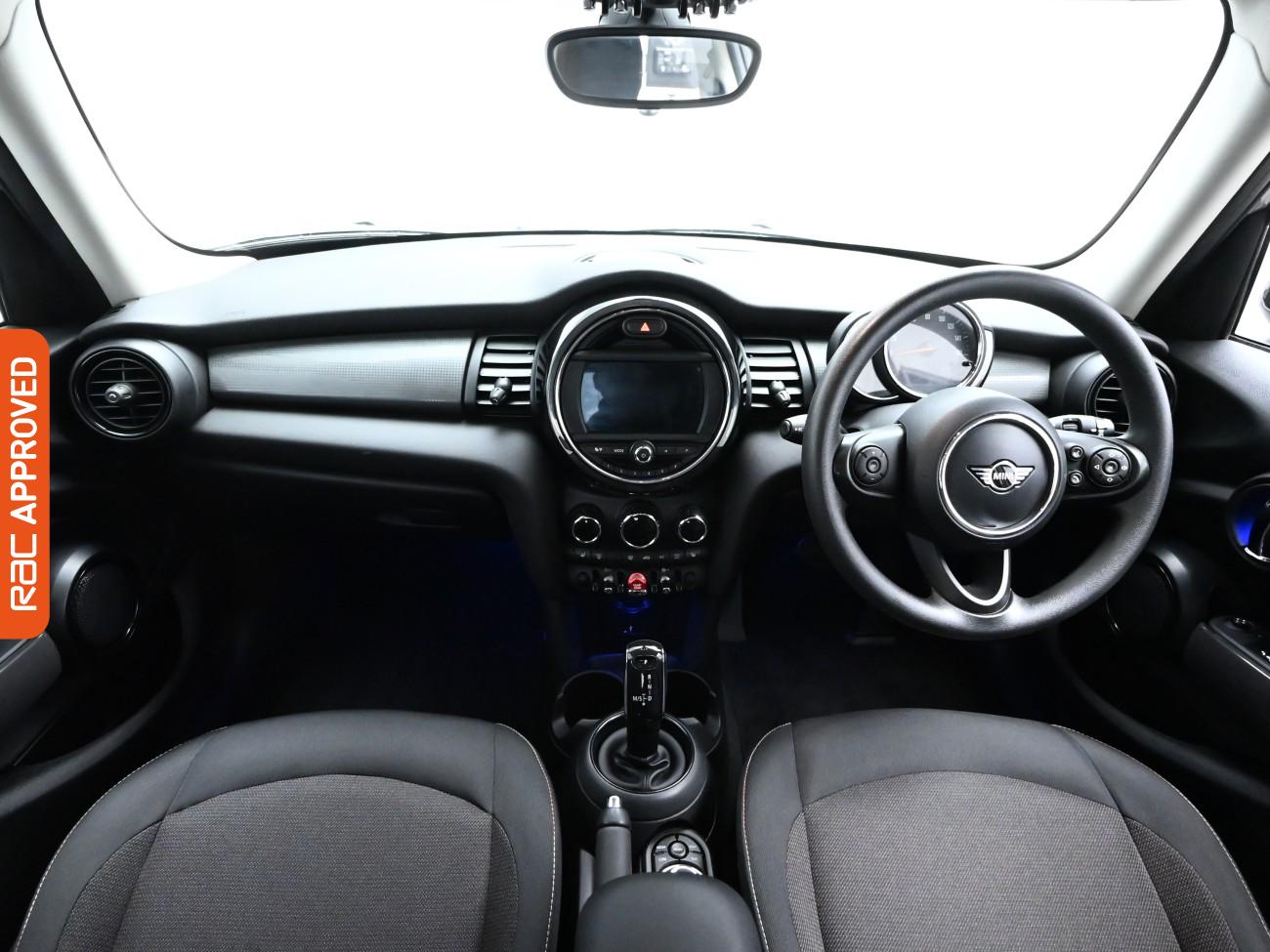 Used MINI Hatch 2020 for sale - 76274790: Photo 2